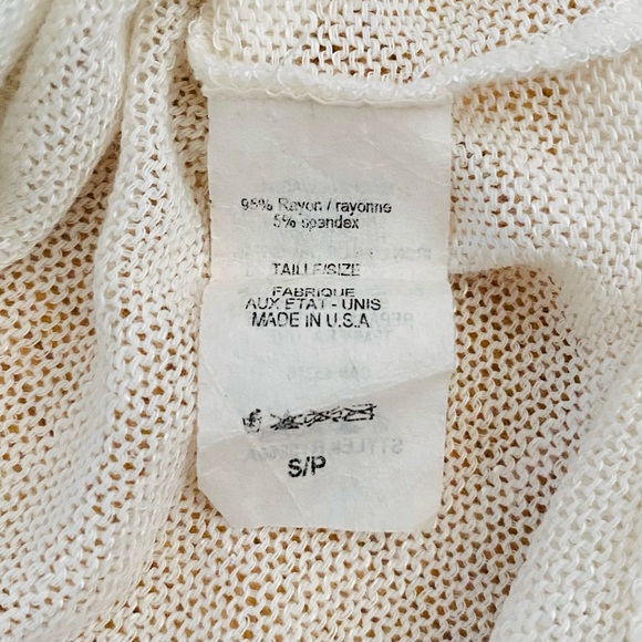 SUZY SHIER women’s white top size small - Picture 6 of 6